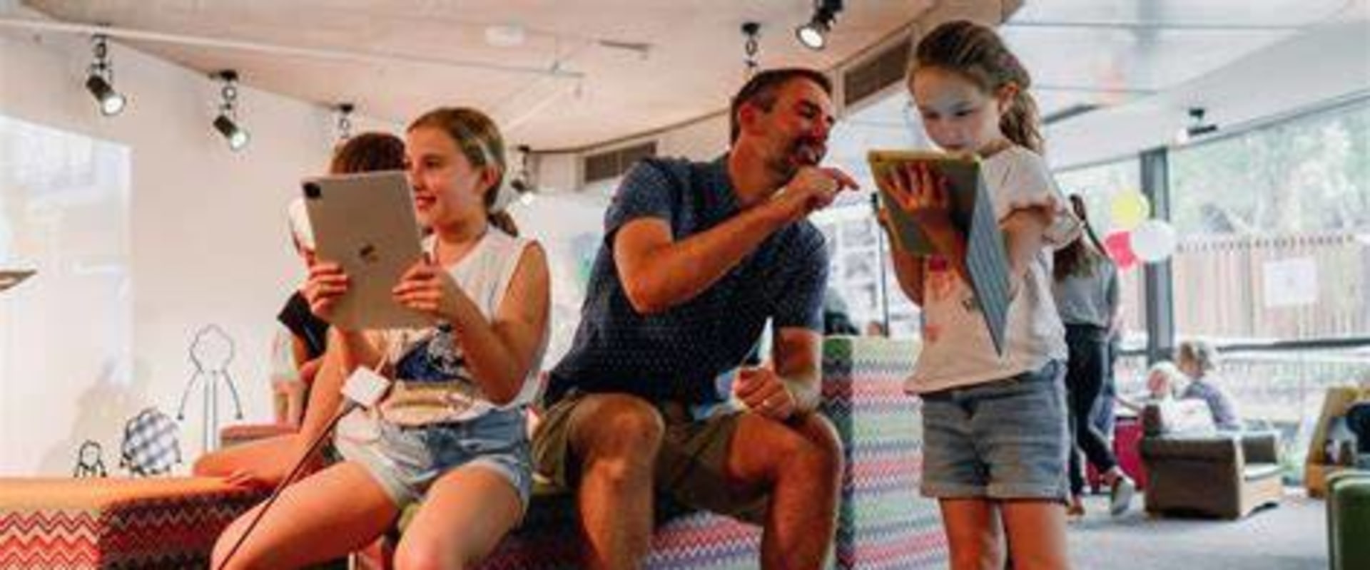 Exploring Wi-Fi Availability in Kids Play Centres for Parents