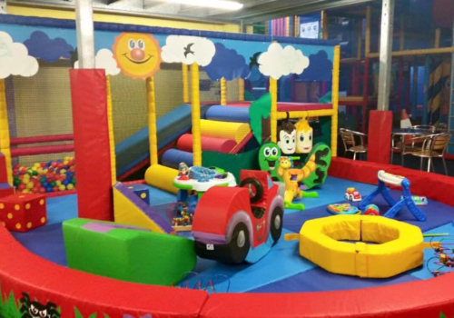 Exploring Special Events and Themed Days at Kids Play Centres